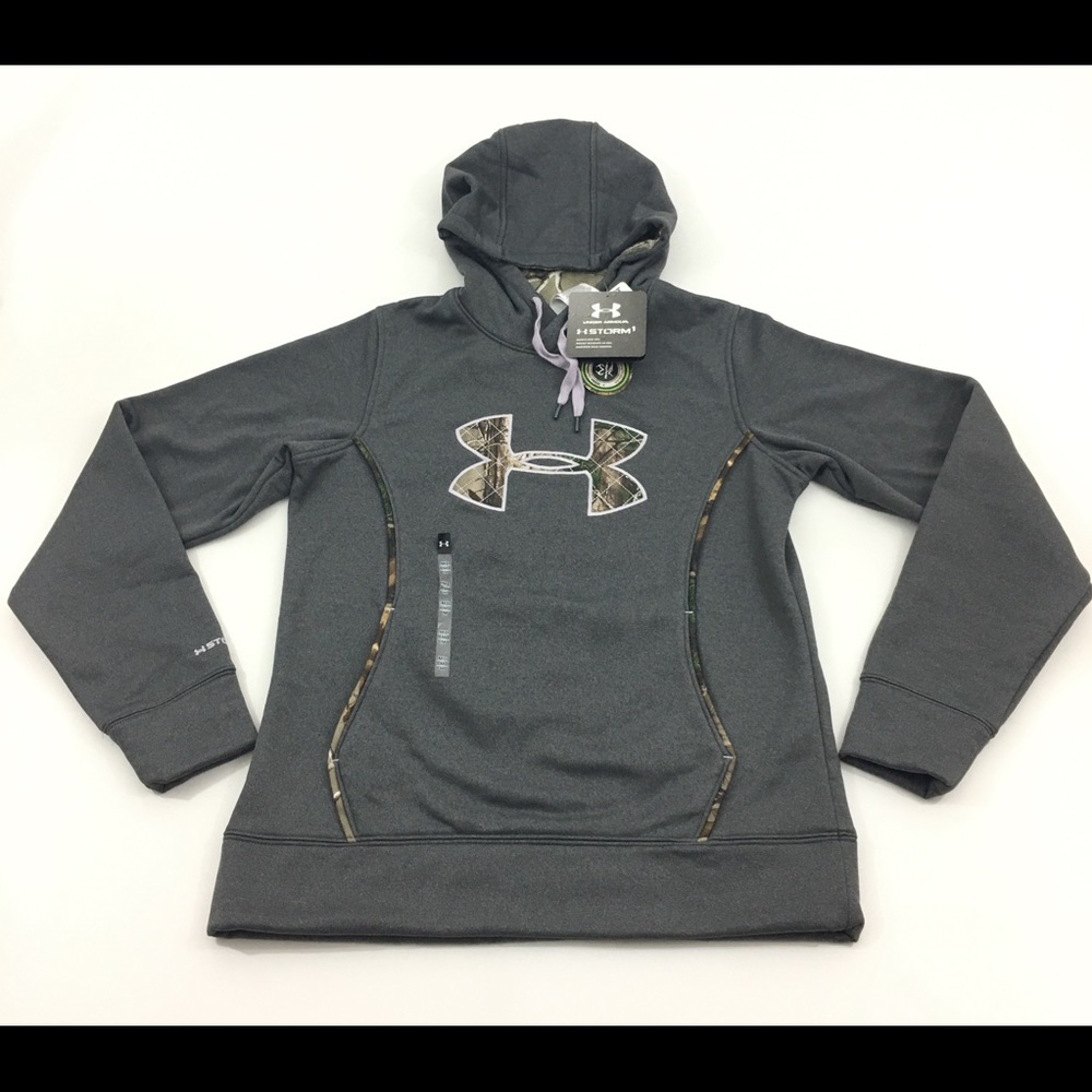 NWT Women’s Under Armour Gray and Pink Camo Hoodie